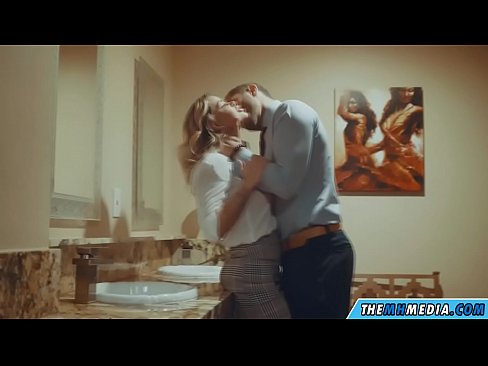 ❤️ когда грудастая блондинка соблазняет тебя в общественном туалете Порно вк на нашем сайте ❌️❤
